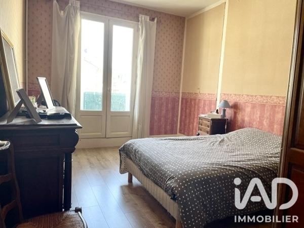 Maison à vendre 10 pièces 298 m² Luynes
