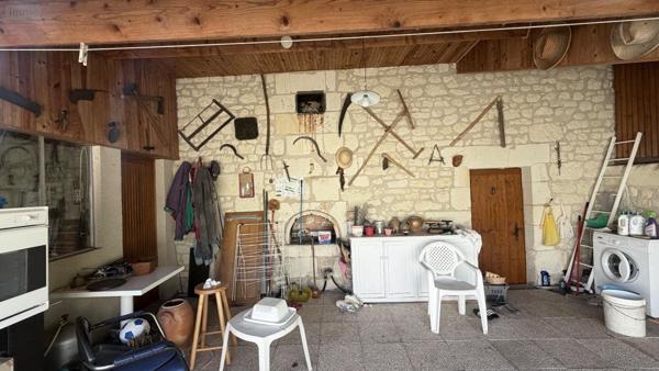 Maison à vendre à Bourgueil dans l'Indre-et-Loire (37140), ref : 37049-129
