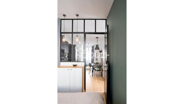 Charmant T2 Place Saint Louis