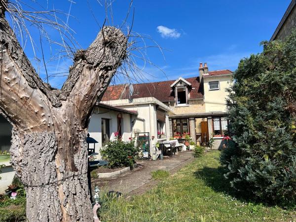 Maison à vendre sur la commune de L'Isle Adam - 153m² rénovation à prévoir