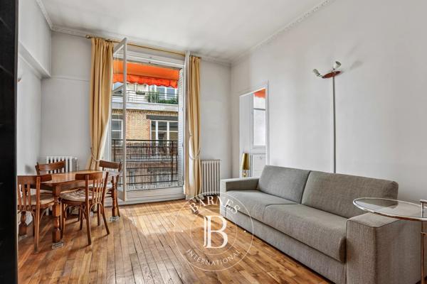 Paris 7ème, Appartement  27 m² à vendre