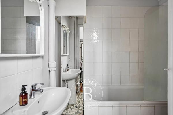 Paris 7ème, Appartement  27 m² à vendre