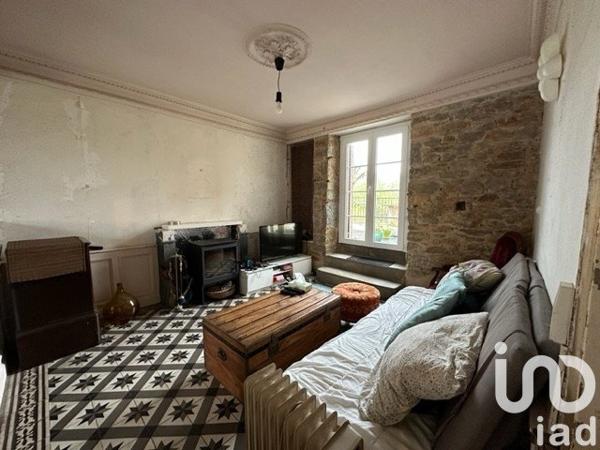 Maison 6 pièces de 172 m² à Saint-Céré (46400)