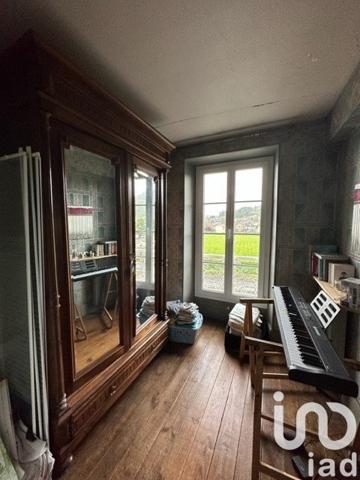 Maison 6 pièces de 172 m² à Saint-Céré (46400)