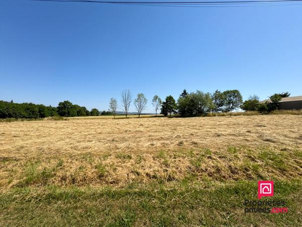 Terrain Constructible Proche Semur En Auxois 1496 m2