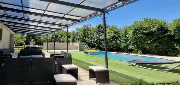A vendre, propriété de caractère à l'OUEST de Périgueux (24000) à proximité de Neuvic (24190)