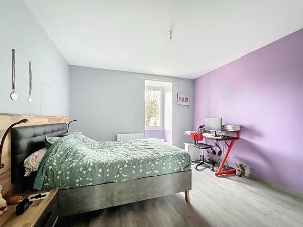 A vendre, propriété de caractère à l'OUEST de Périgueux (24000) à proximité de Neuvic (24190)