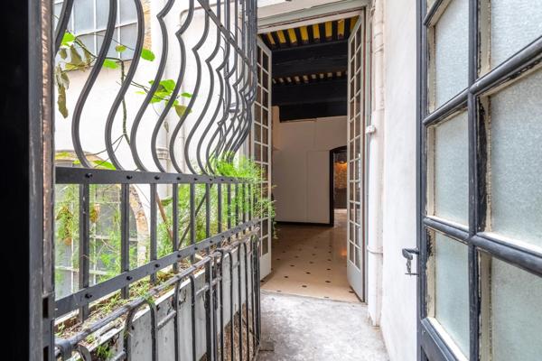 Lyon 2 - Ainay - Appartement non-meublé de 109,89m² - 2 Chambres