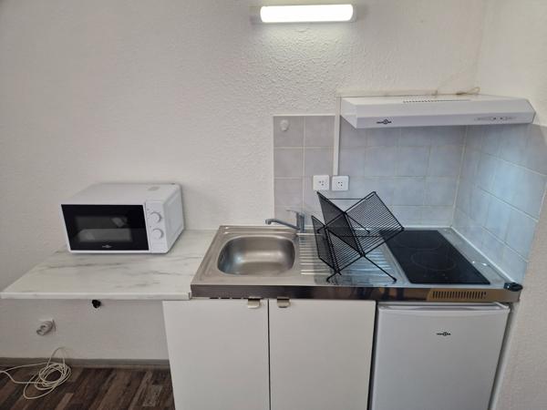 Montpellier (34070) CENTRAL FAC - Studio meublé idéal étudiant refait à neuf