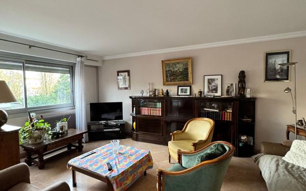 Appartement à vendre    5 pièces • 131 m2 Caluire-et-Cuire