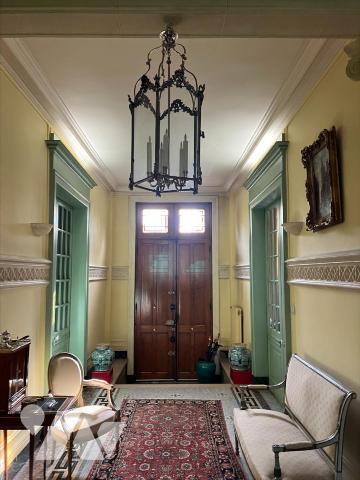 ROUEN - PROPRIETE DE PLUS DE 440m² AVEC JARDIN DE 1.000m² ET GARAGES