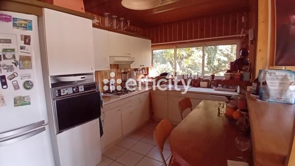 Maison
         5 pièces
        - 130 m² 257 000 € *