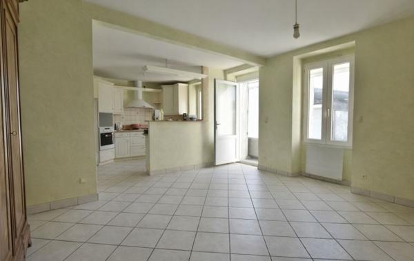 Vente Maison Réf. HORTENSIA à rénover Saint-leger-sous-cholet