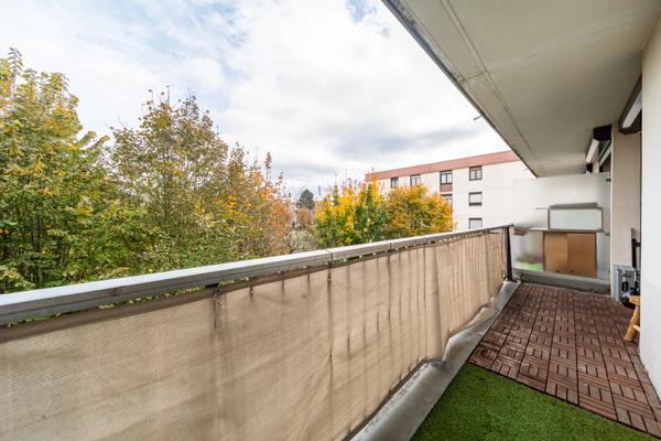 Appartement T3 de 71m² avec balcon et parking à Vaujours