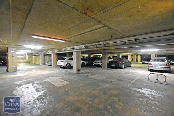 Parking à vendre Paris 15e Arrondissement (75015)