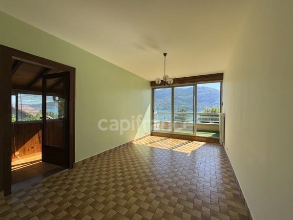 Sévrier T3 vue lac (T2+Studio indépendant) Stationnement et Cave