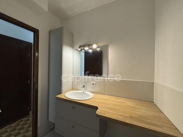 Sévrier T3 vue lac (T2+Studio indépendant) Stationnement et Cave