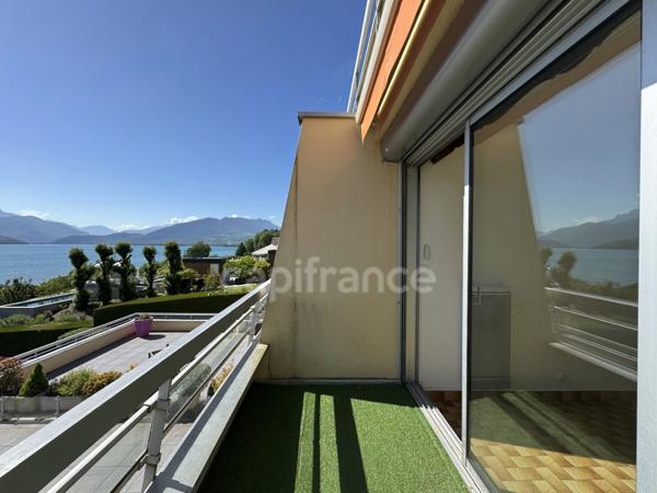 Sévrier T3 vue lac (T2+Studio indépendant) Stationnement et Cave