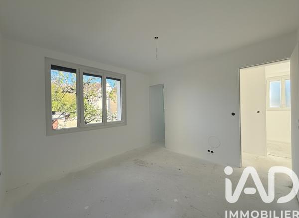 Maison à vendre 5 pièces 90 m² Sainte-Geneviève-des-Bois