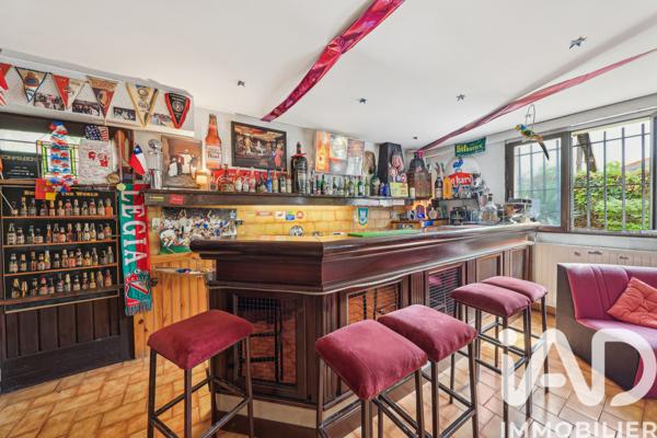 Maison à vendre 9 pièces 230 m² Saint-Gratien