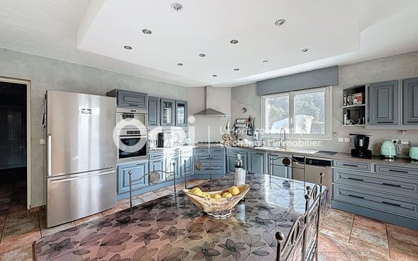 Maison à vendre    5 pièces • 141,30 m2 Grignon