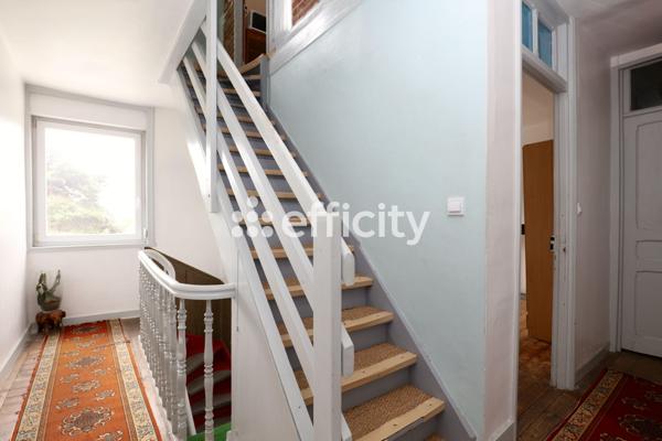 Maison 6 pièces - 178 m²