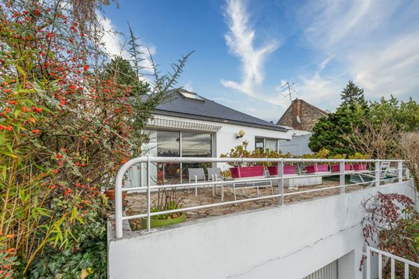 EXCLUSIVITE GUY HOQUET - Superbe maison Familiale secteur prisé et calme