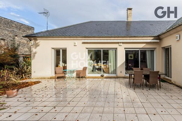 CHARMANTE MAISON DE PLAIN-PIED DE 5 PIECES (153.51 m²) À SOISY-SUR-SEINE