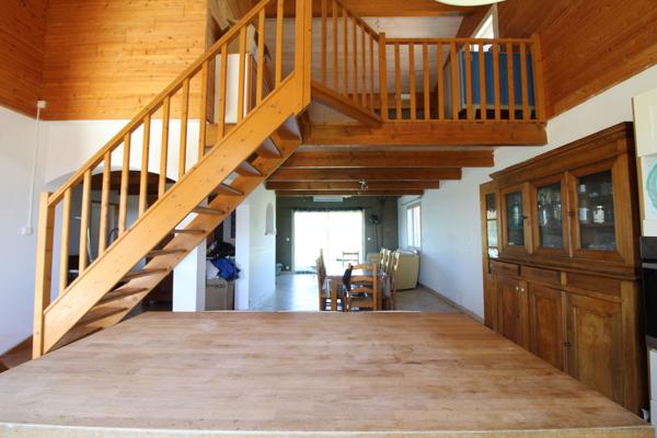 Saint-Victor-et-Melvieu (12400) MAISON TYPE 6 DE 142 M² AVEC TERRAIN DE 986 M²