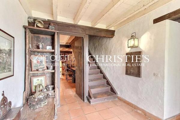 À vendre Ascain - Ferme avec vue panoramique au pied de la Rhune