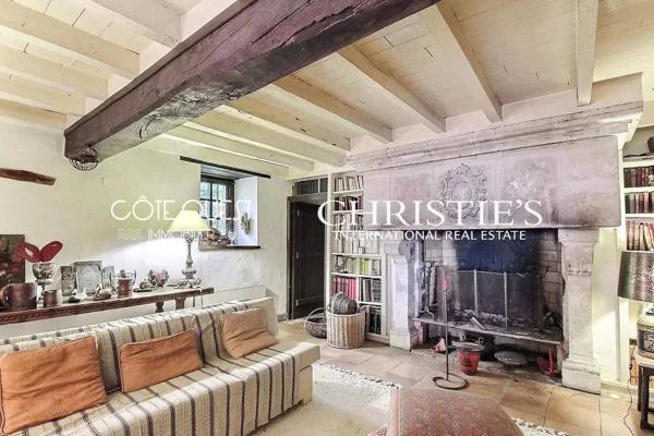 À vendre Ascain - Ferme avec vue panoramique au pied de la Rhune