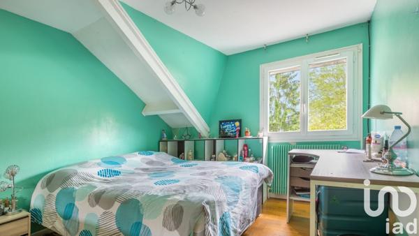 Maison 4 pièces de 95 m² à Chennevières-sur-Marne (94430)