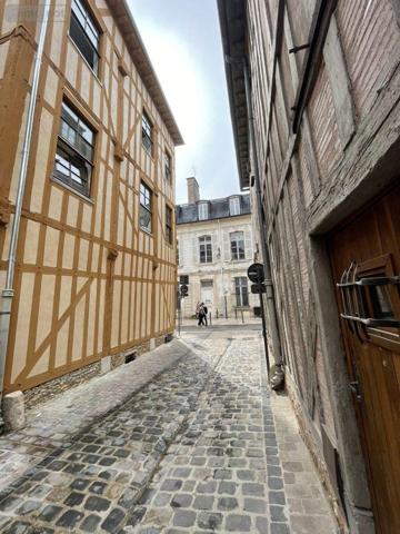 Duplex à louer à Troyes dans l'Aube (10000), ref : 10376/1192   
Centre ville