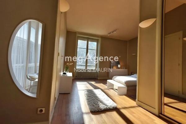 Appartement à BLOIS, 41000 - 6 pièces 192m²
