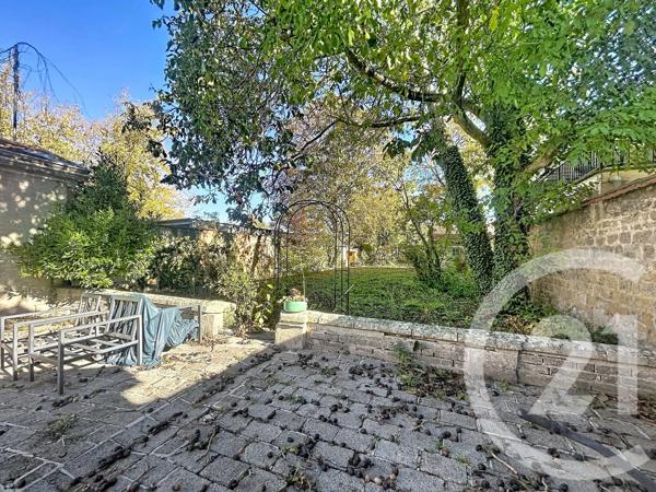 Maison à vendre  7 pièces - 216 m 2   CHALONS EN CHAMPAGNE  - 51