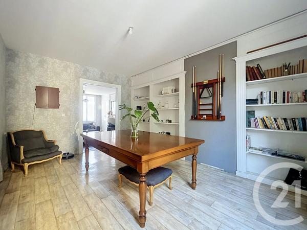 Maison à vendre  7 pièces - 216 m 2   CHALONS EN CHAMPAGNE  - 51