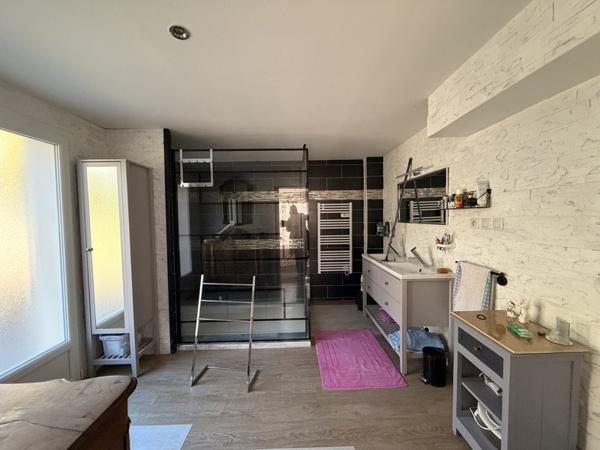 Maison à vendre |  Auch |  8 pièces | 238 m²