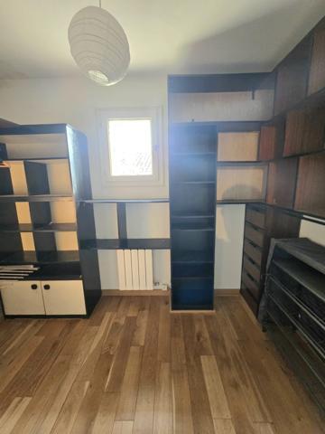 Marseille (13012) Maison MONTOLIVET HAUT 200m2, 6 CHAMBRES, PISCINE