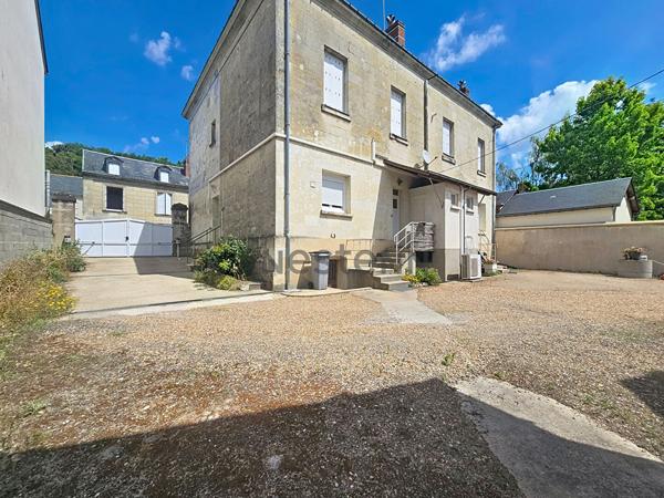 Immeuble BOURG CINQ MARS LA PILE