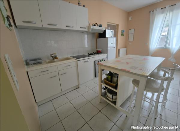 Immeuble BOURG CINQ MARS LA PILE