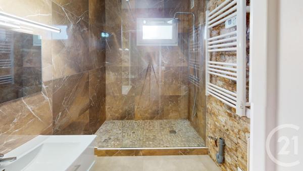 Appartement F4 à vendre  4 pièces - 79 m2 VALDAHON - 25