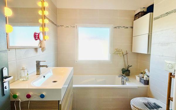 Maison à vendre    4 pièces • 97 m2 Angresse