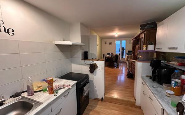 Appartement à vendre    4 pièces •  Joyeuse