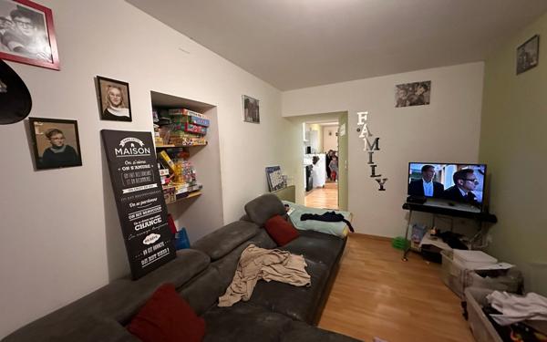 Appartement à vendre    4 pièces •  Joyeuse