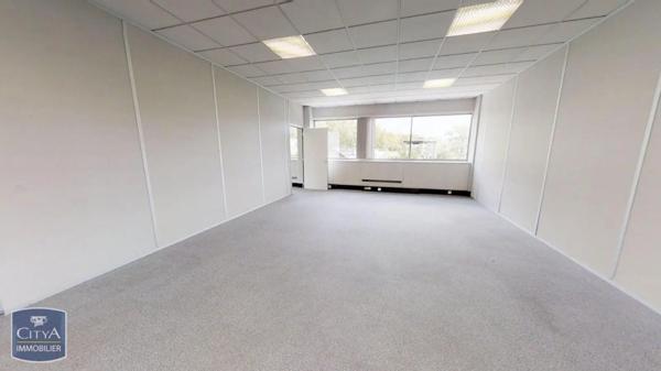 Local professionnel à vendre 154m²