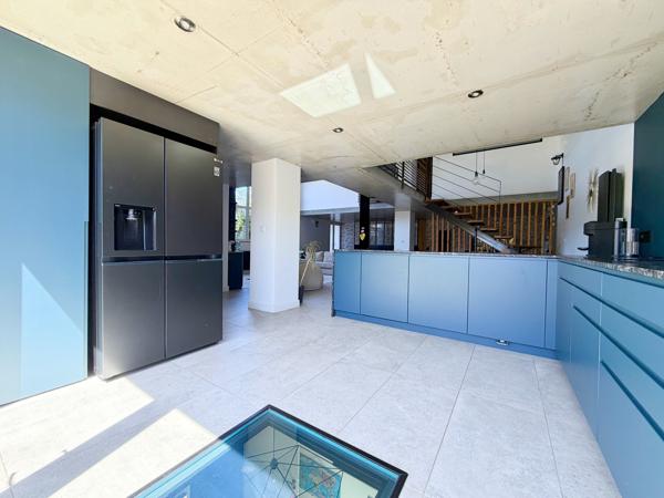 VERNAY - Appartement Loft 220 m²