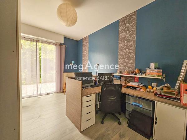 Maison à CHOLET, 49300 - 10 pièces 215m²