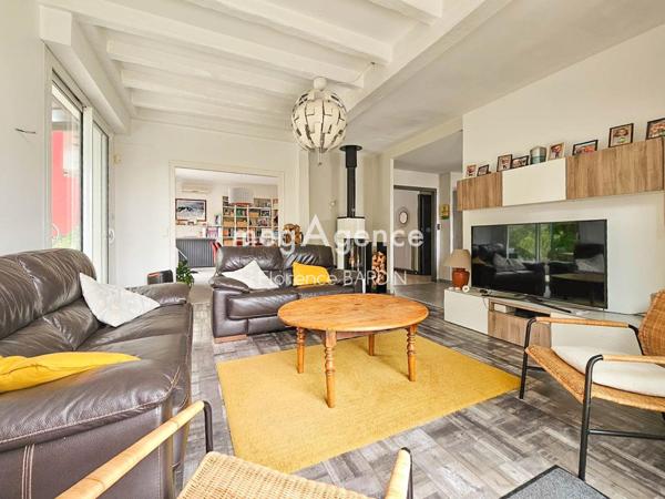 Maison à CHOLET, 49300 - 10 pièces 215m²