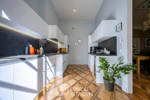 Appartement bourgeois au centre historique avec garage