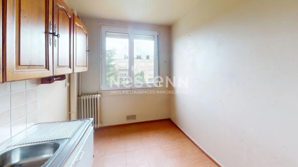 BAR-LE-DUC Quartier école normale,  appartement de 81 m²  5 pièces 4 chambres 2 caves